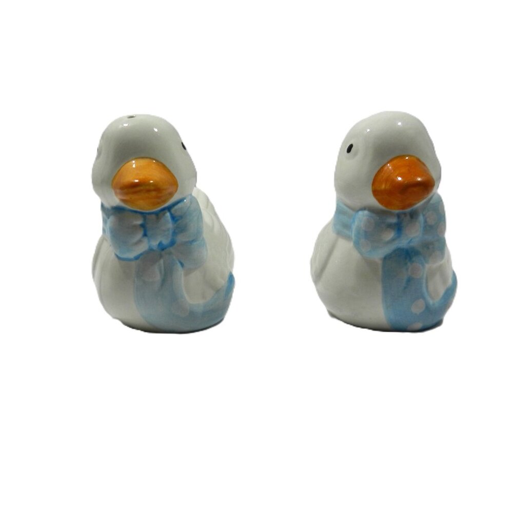 Vintage Duck Salt & Pepper Shackers Farmhouse Chic